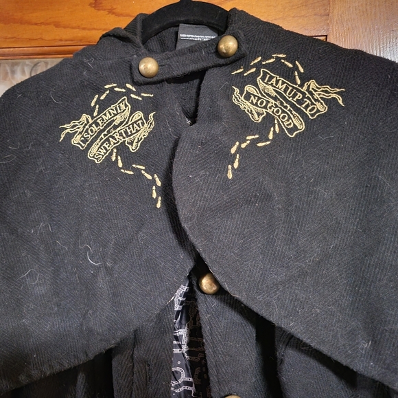 Torrid Harry Potter Coat - Picture 4 of 4